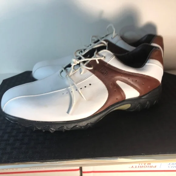 FootJoy Contour Series Mens Sz 11.5 Saddle  Soft Spikes Golf Shoes - Picture 5 of 16